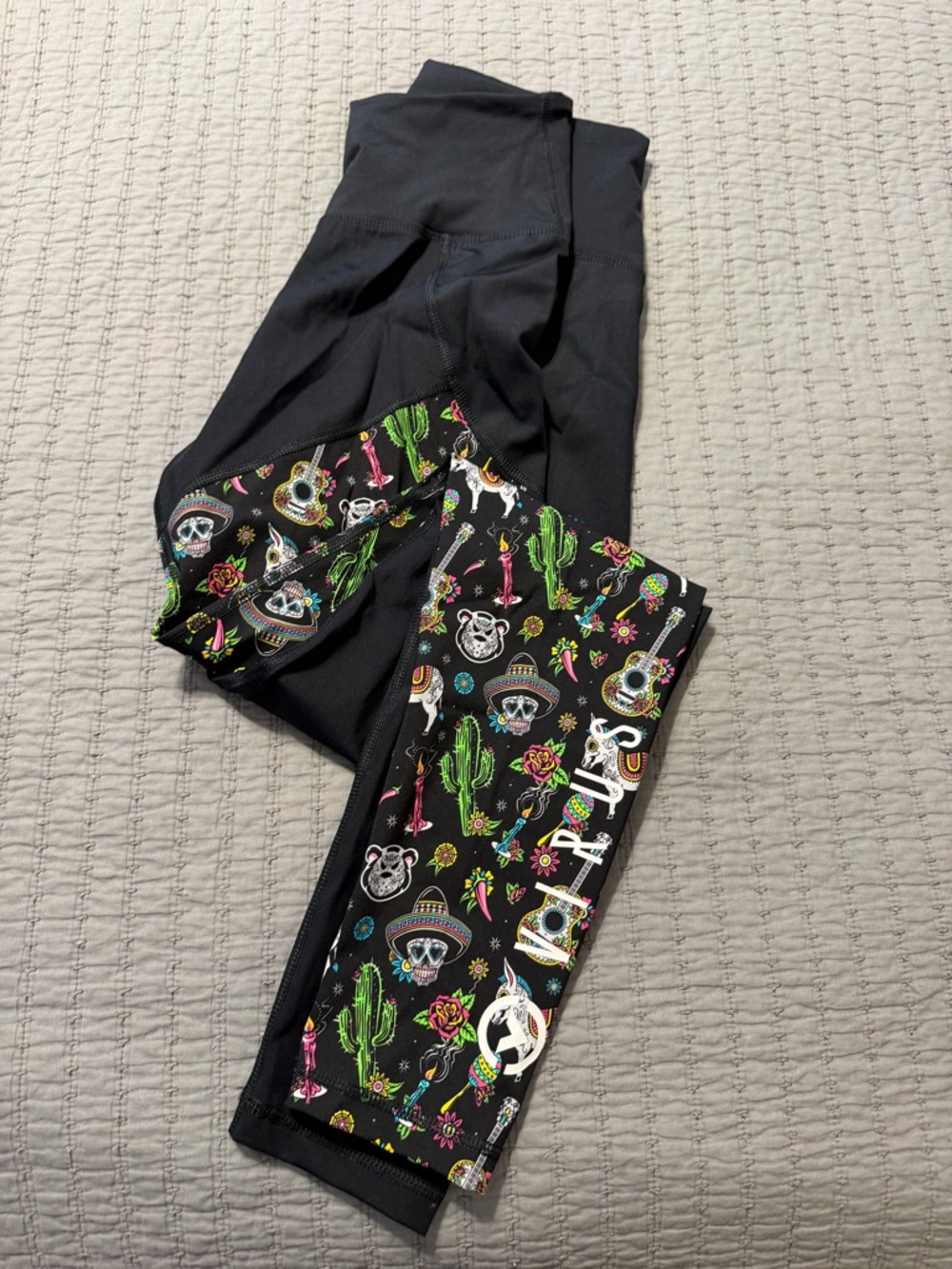 Virus Skull Day of The Dead Leggings